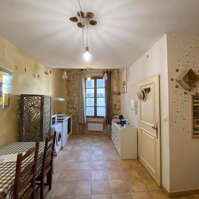 Historic center studio - Roman baths - Appartement 1 Chambre - 6