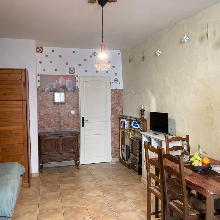Historic center studio - Roman baths - Appartement 1 Chambre - 7