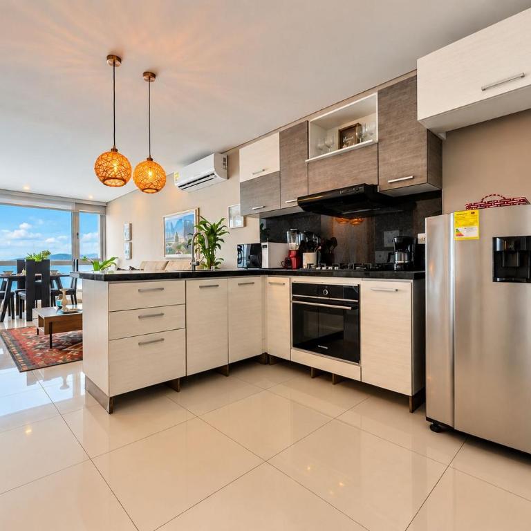 Palmetto Sunset — Oceanfront Apartments - One-Bedroom Apartment with Sea View - 21