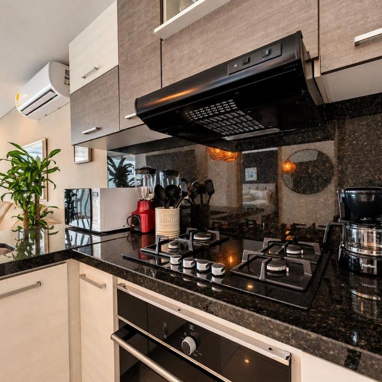 Palmetto Sunset — Oceanfront Apartments - One-Bedroom Apartment with Sea View - 22