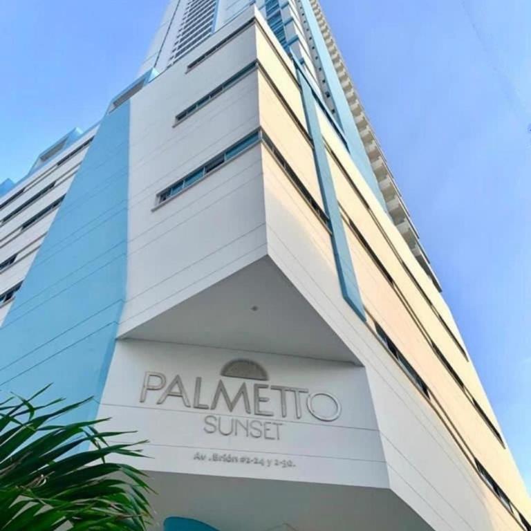 Palmetto Sunset — Oceanfront Apartments - One-Bedroom Apartment with Sea View - 24