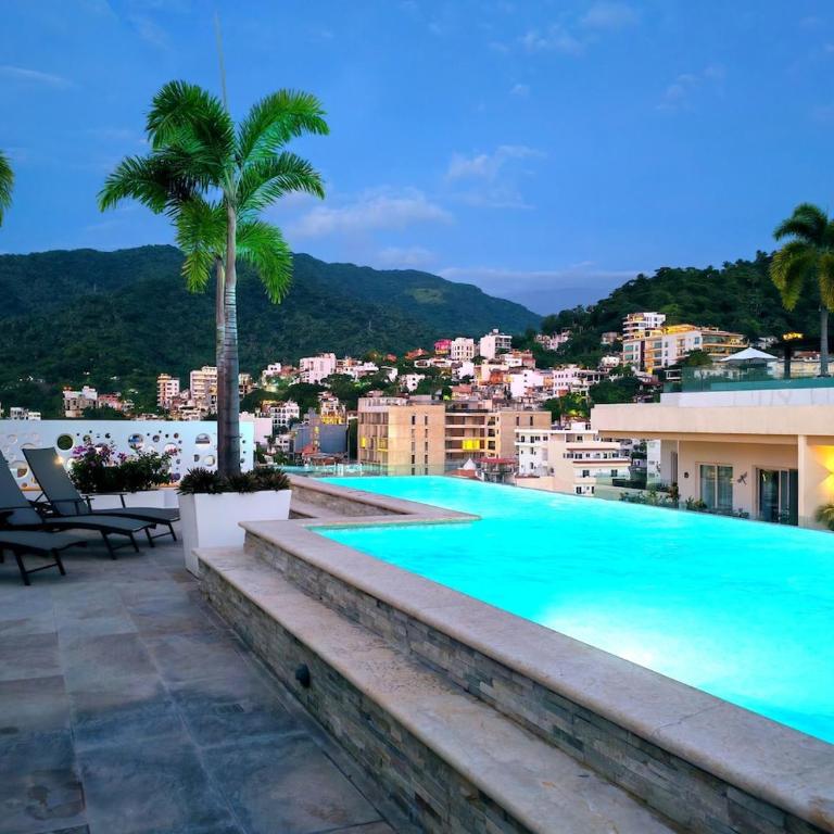 Vallarta Lux Retreat PH 703 in the Romantic Zone - Two-Bedroom Apartment - 7