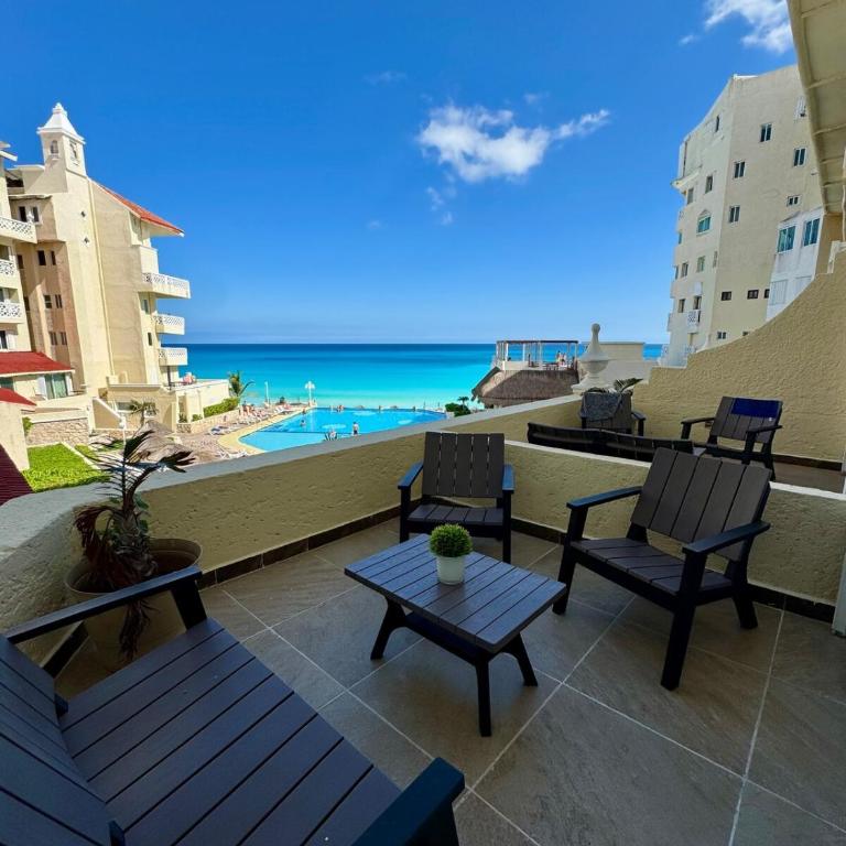 Gorgeous Caribbean Ocean View - One-Bedroom Apartment - 20