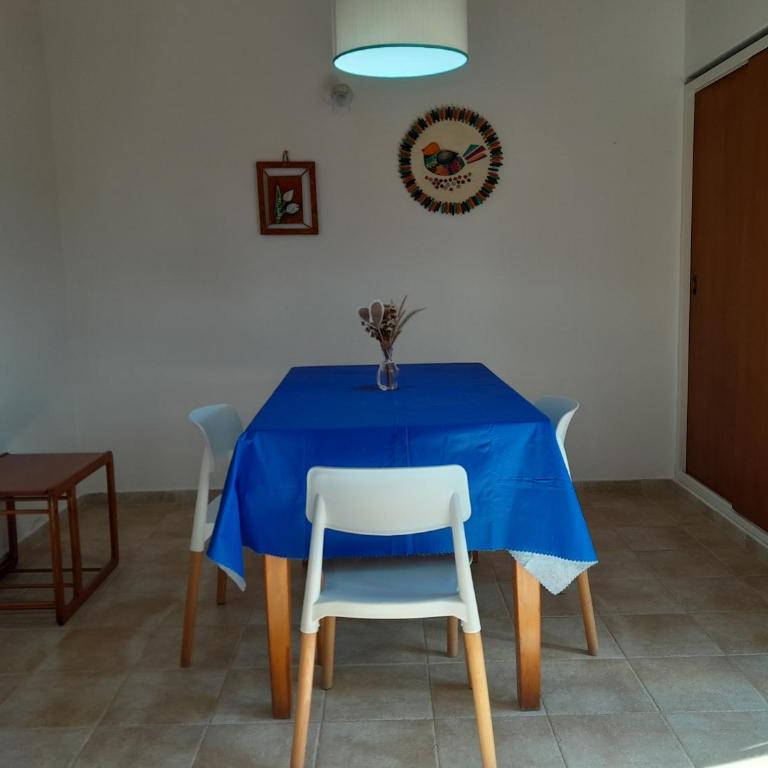 Jazmines Serranos - Two-Bedroom House - 2