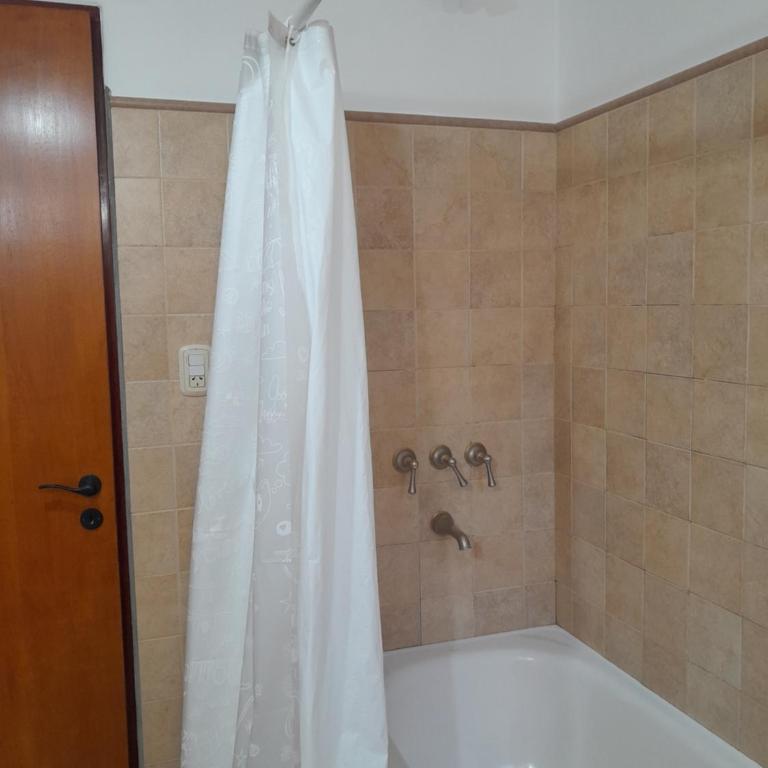 Jazmines Serranos - Two-Bedroom House - 5