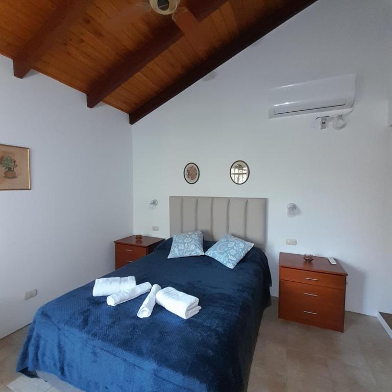 Jazmines Serranos - Two-Bedroom House - 6