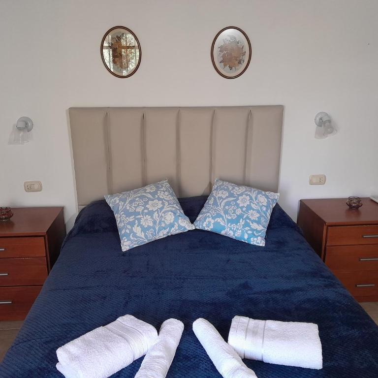 Jazmines Serranos - Two-Bedroom House - 9