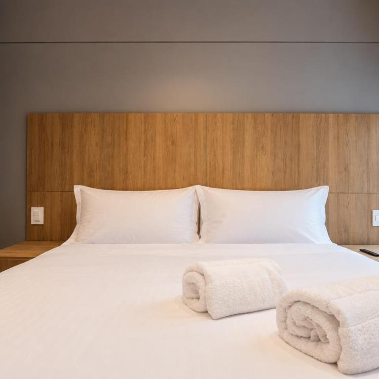 Miraflores Intimate Apartment by Geko - One-Bedroom Standard Apartment - 3