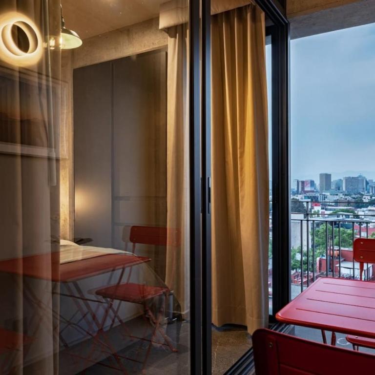Modern Balcony Suite Near Reforma Gym and Views - Apartment - 9
