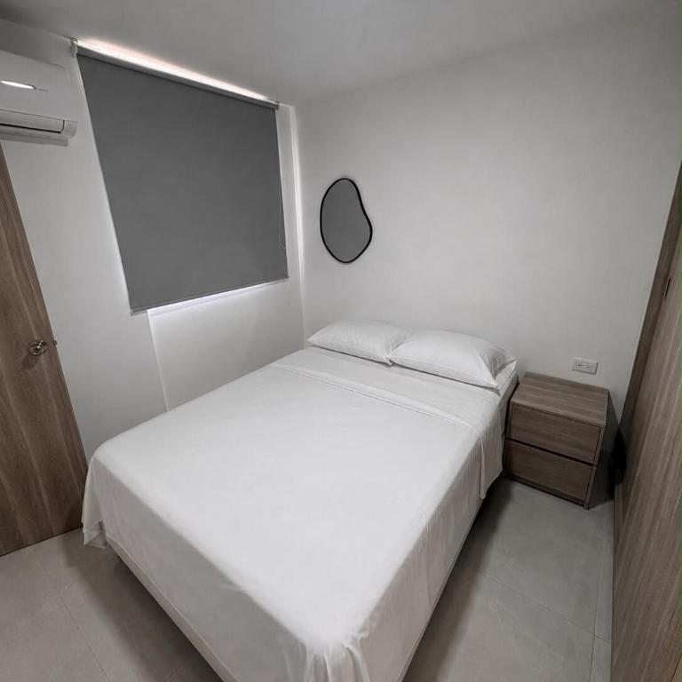 Moderno 2 hab, cerca Malecón, Piscina, BBQ, Co-wk - Apartamento de 2 dormitorios - 10