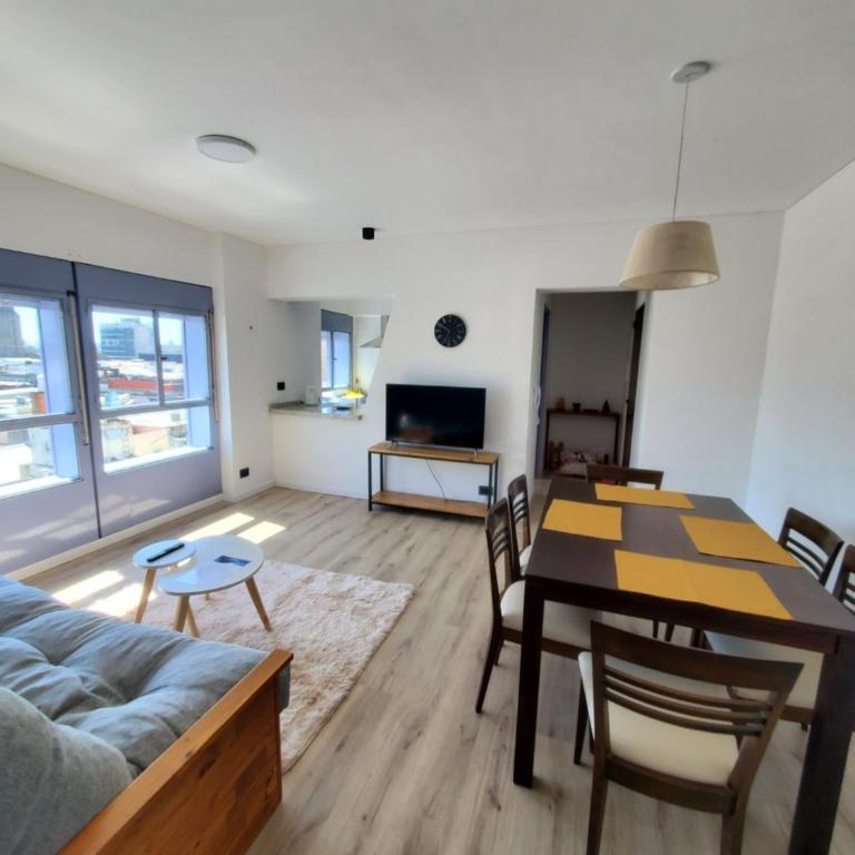 Paseo del Teatro - Peatonal San Martin - Seguridad Privada 24hs - Apartamento de 2 dormitorios - 3