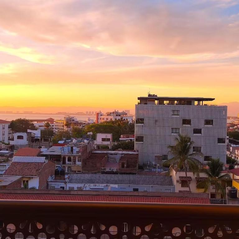 Vallarta Lux Retreat PH 703 in the Romantic Zone - Two-Bedroom Apartment - 4