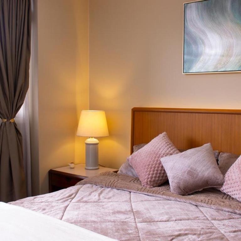NM Stays - One-Bedroom Apartment - 10