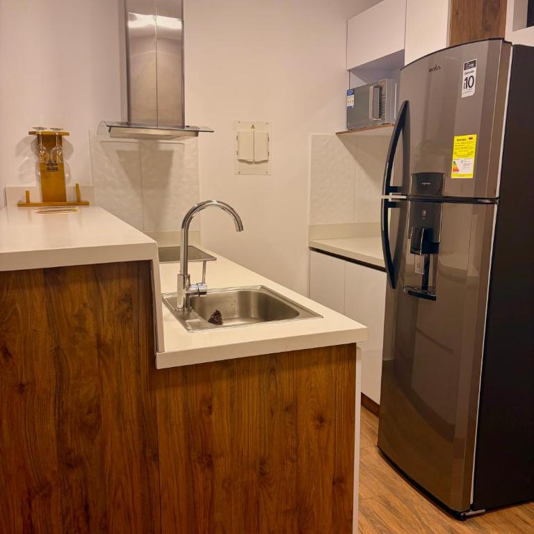 Acogedor apartamento con linda vista en Laureles, norte de Armenia cerca al centro comercial Portal del Quindío - One-Bedroom Apartment - 6