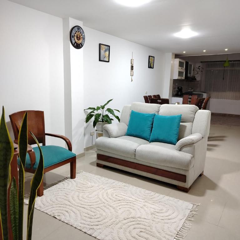 Apartamento Limón Azul, 1Piso, Parqueadero Privd Gratis - Apartamento - 1