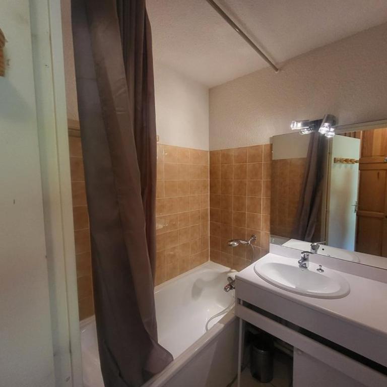 Duplex au pied des pistes - 6 pers. - Appartement 3 Chambres - 11