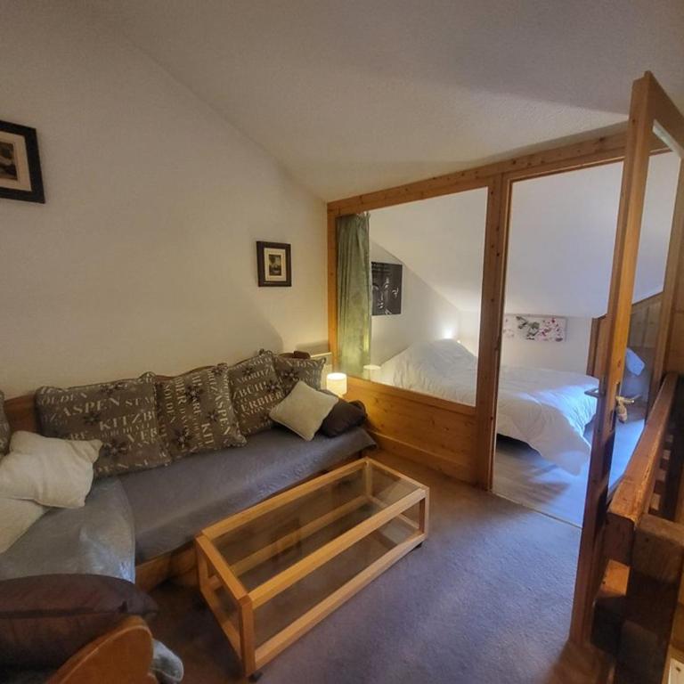 Duplex au pied des pistes - 6 pers. - Appartement 3 Chambres - 12