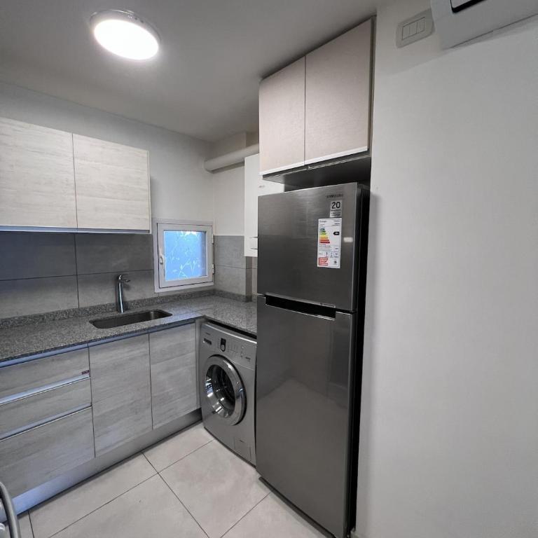 Departamento Centro Cipolletti - Two-Bedroom Apartment - 4