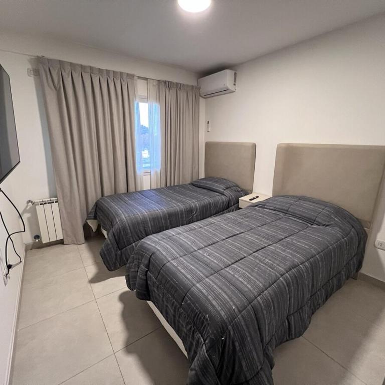 Departamento Centro Cipolletti - Two-Bedroom Apartment - 7