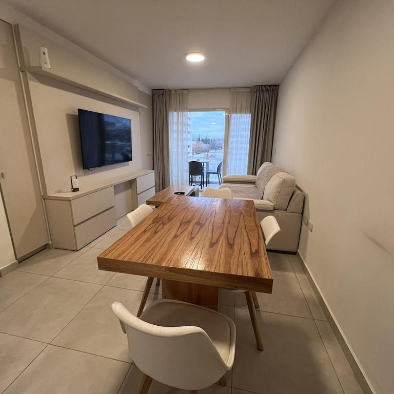 Departamento Centro Cipolletti - Two-Bedroom Apartment - 9