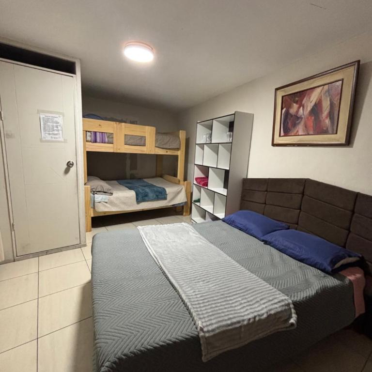 Hostel Viajeros Arequipa - Habitación Doble Pequeña - 2 camas - 3