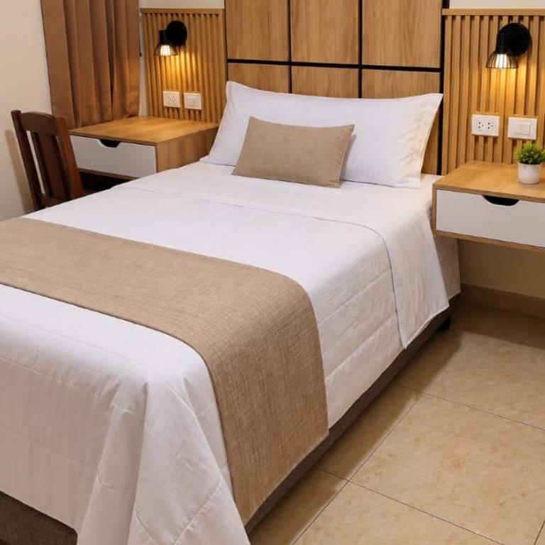Hotel Sauce - Single Room with Private Bathroom - 1
