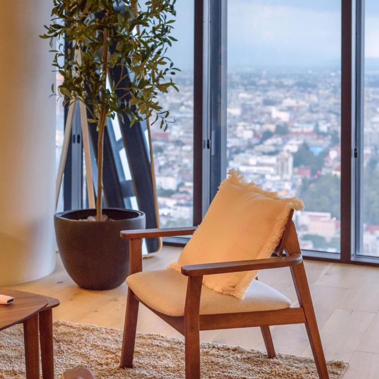 The R Line | Floor 42 Skyline | King Suite | Pool - Two-Bedroom Apartment - 22