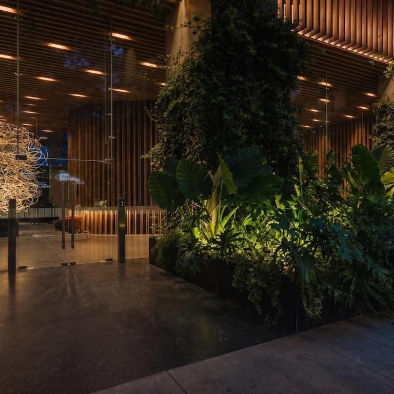 The R Line | Floor 42 Skyline | King Suite | Pool - Two-Bedroom Apartment - 66