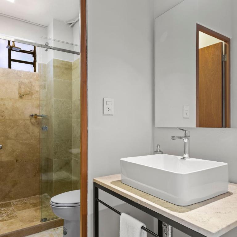 Suites Reforma by HomiRent - King Suite - 13