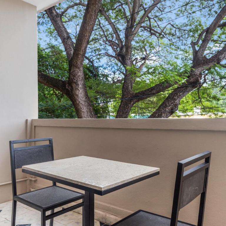 Suites Reforma by HomiRent - King Suite - 8
