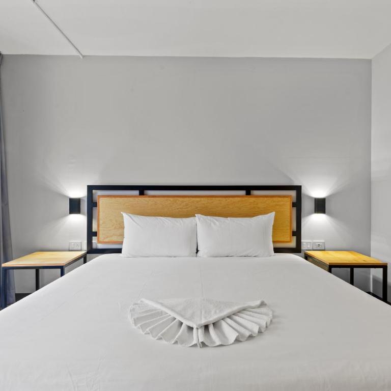 Suites Reforma by HomiRent - Suite with Terrace - 13