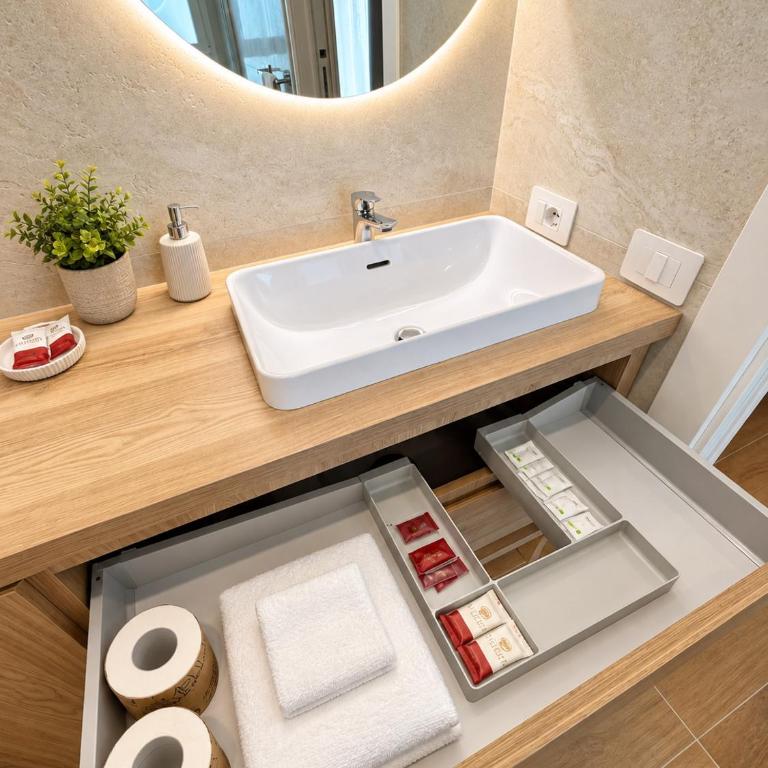 Baco Da Seta Residence con Piscina - Venezia Mestre - Appartamento Deluxe con 1 Camera da Letto e Vista Giardino - 16