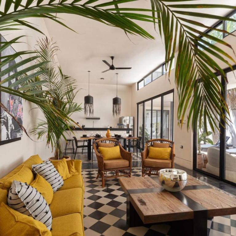 Casa Xooch, Restored Colonial Gem in Downtown Merida - Ferienhaus - 1