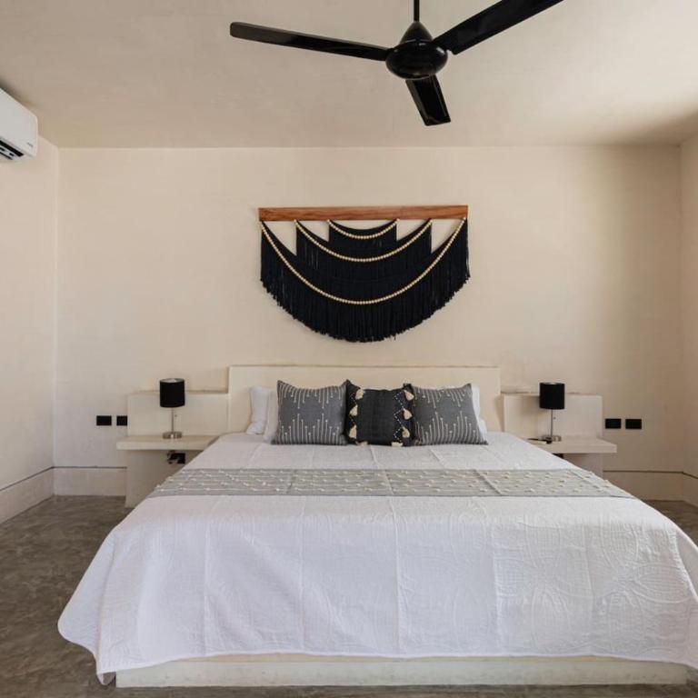 Casa Xooch, Restored Colonial Gem in Downtown Merida - Ferienhaus - 17