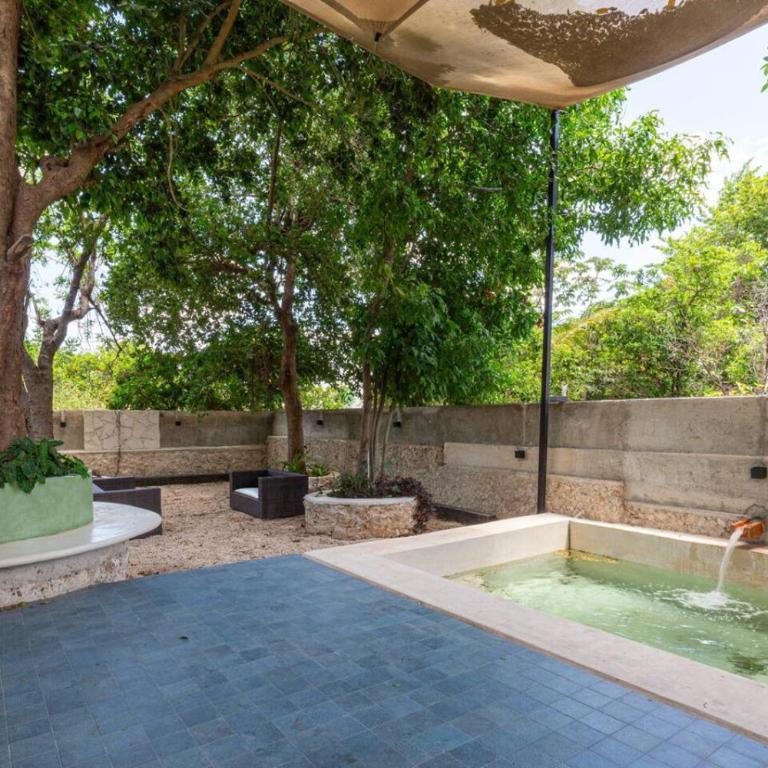 Casa Yaax. Urban oasis in Merida - Habitación Doble con vistas al parque - 3