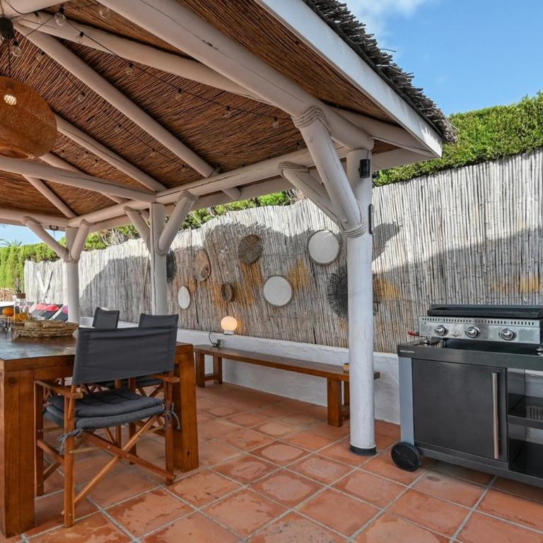 Casa Blanca Mar - luxe villa met privé zwembad & prachtig zeezicht, Moraira, 8 personen - Four-Bedroom House - 4