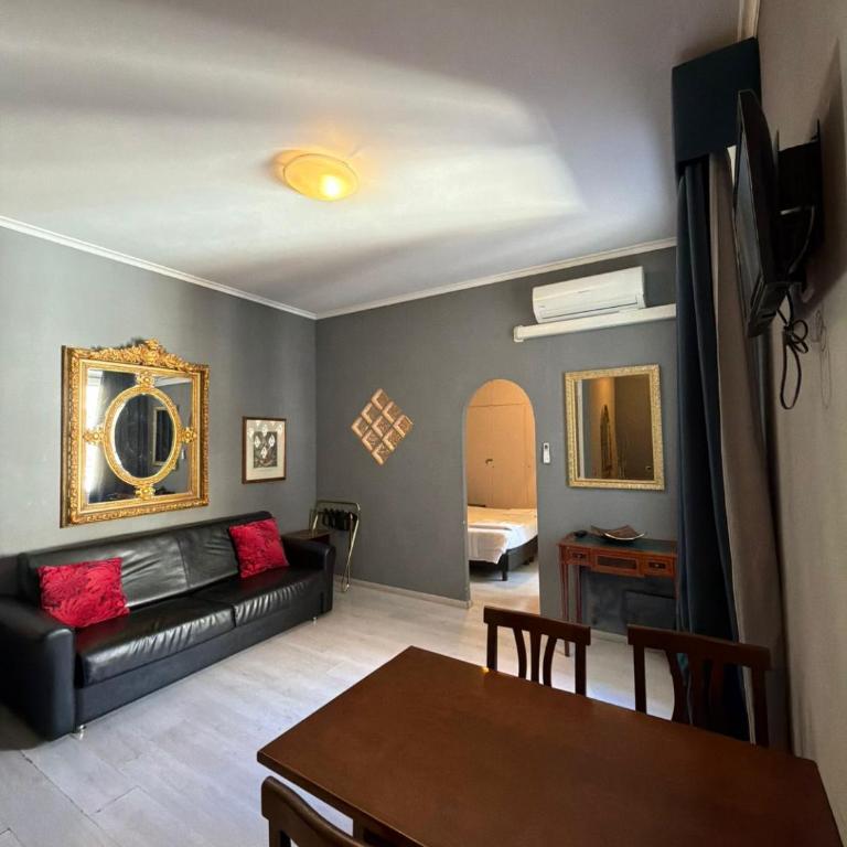 VIA VENETO SUITE 529 - One-Bedroom Apartment - 2