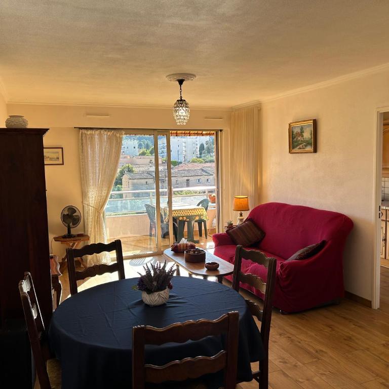 Sunny Balcony Apartment in Vallauris Near Cannes & Antibes - Appartement 1 Chambre - 3