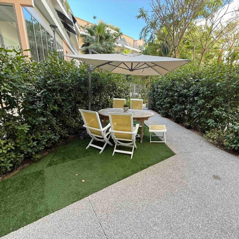 2 Bedroom Flat with Garden in Antibes - Appartamento con 2 Camere da Letto - 19