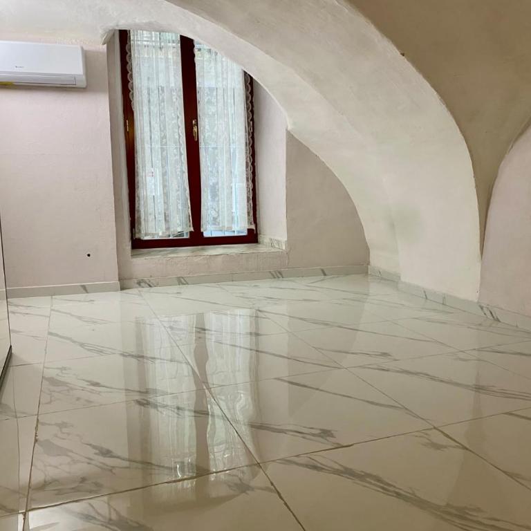 House of Fabio - tipico basso nel centro storico tra arte e storia - Two-Bedroom Apartment - 13
