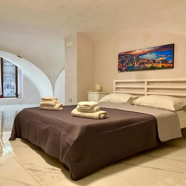 House of Fabio - tipico basso nel centro storico tra arte e storia - Two-Bedroom Apartment - 6