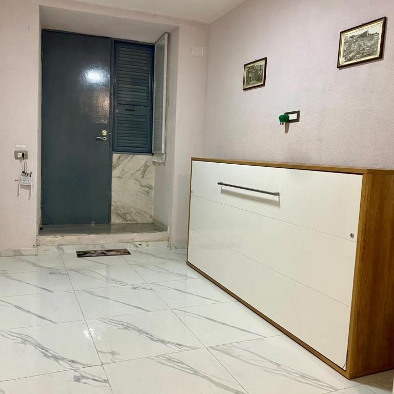 House of Fabio - tipico basso nel centro storico tra arte e storia - Two-Bedroom Apartment - 11