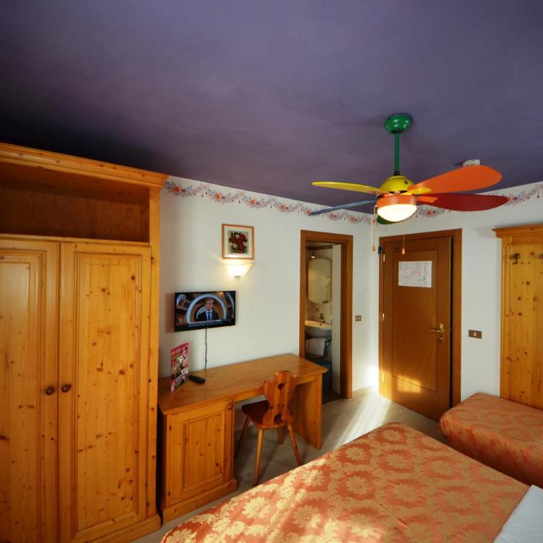 Family Hotel Primavera - Camera Tripla - 1