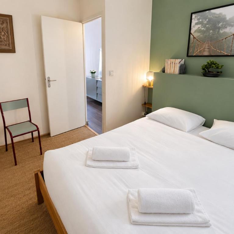 CLIM - 1 ch 1 sdb - proche tous commerces - Appartement 1 Chambre - 22