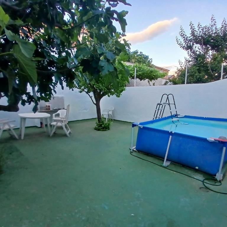 Habitacion Privada Matrimonio Familiar en Toledo - Dreibettzimmer mit Dusche - 8