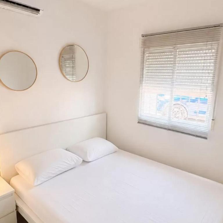 3 Bedrooms Villa,Pool, Spacious Garden & Parking ONLY FAMILIES - SÓLO FAMILIAS - Chalet - 15