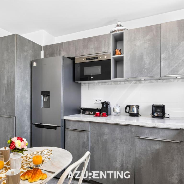 Azurenting - T3 Alexandre III - Aperçu Mer & Estérel - Appartement 2 Chambres avec Balcon et Vue sur la Mer - 36