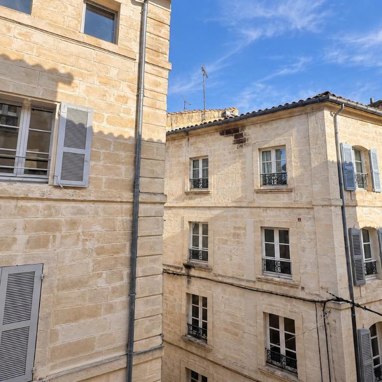 CLIM - 1 ch 1 sdb - Au coeur d'Avignon - One-Bedroom Apartment - 9