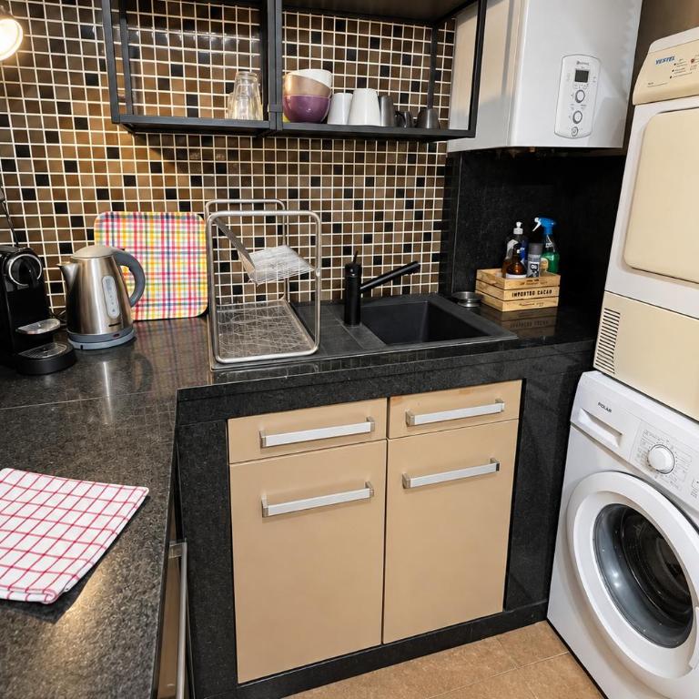 CLIM - 1 ch 1 sdb - Au coeur d'Avignon - One-Bedroom Apartment - 20