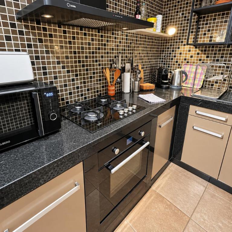CLIM - 1 ch 1 sdb - Au coeur d'Avignon - One-Bedroom Apartment - 18